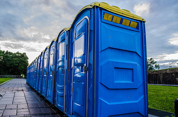 Best Construction site porta potty rental  in Carrollton, IL